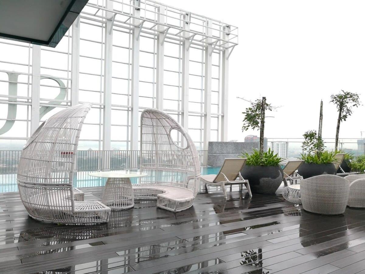 A Stylish High-Floor 2Br Suasana Suites Views Джохор-Бару Екстер'єр фото