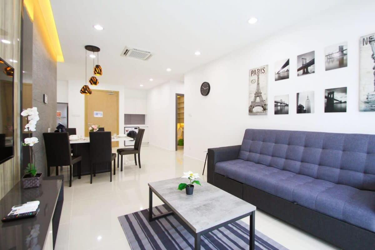 A Stylish High-Floor 2Br Suasana Suites Views Джохор-Бару Екстер'єр фото