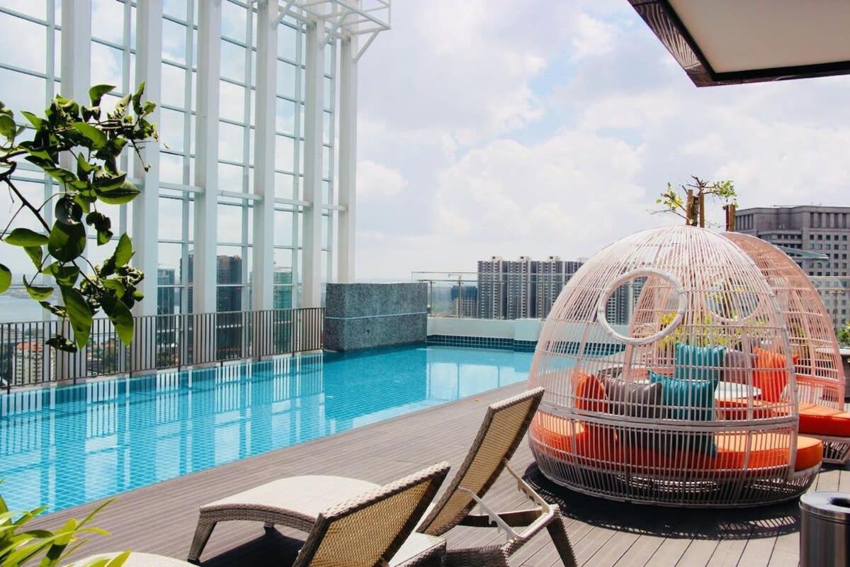 A Stylish High-Floor 2Br Suasana Suites Views Джохор-Бару Екстер'єр фото